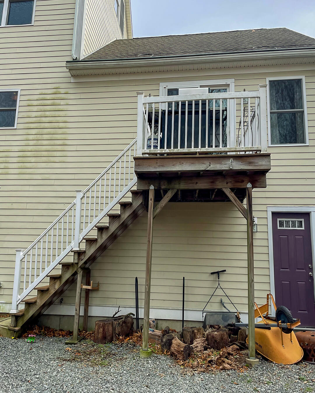 Deck before renovation