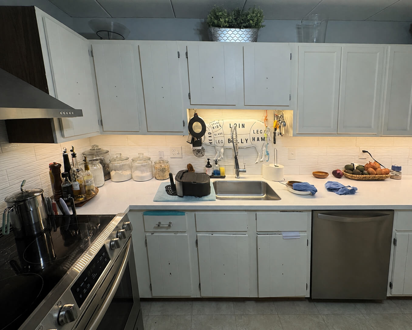 Before — Kitchen Renovation with White Oxford Cabinets | Shrewsbury, MA