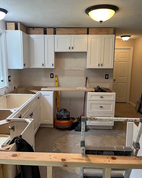 Build — $10K Kitchen Refresh with Calacatta Idillio Quartz | North Attleboro, MA