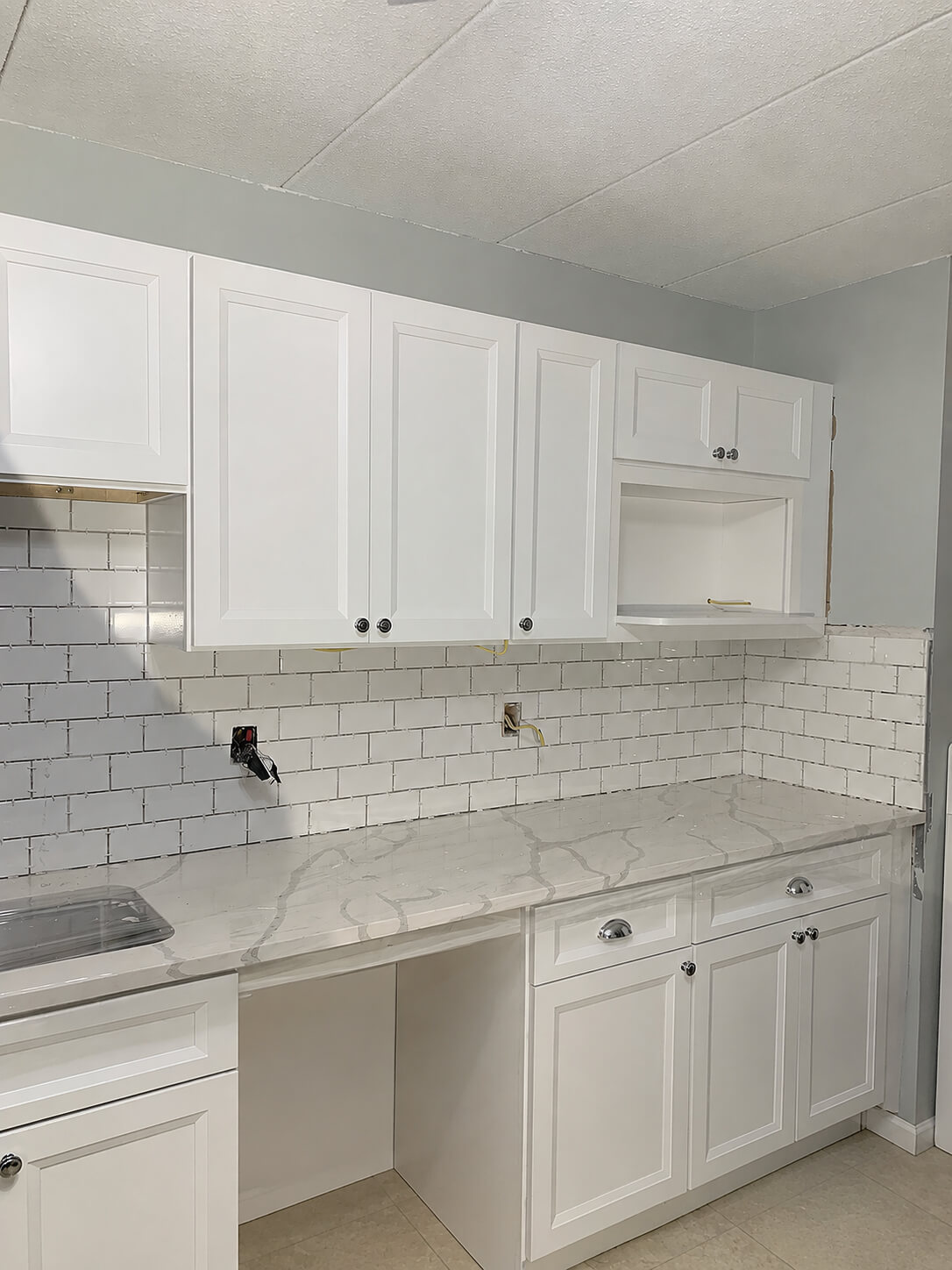 Build — Kitchen Renovation with White Oxford Cabinets | Shrewsbury, MA