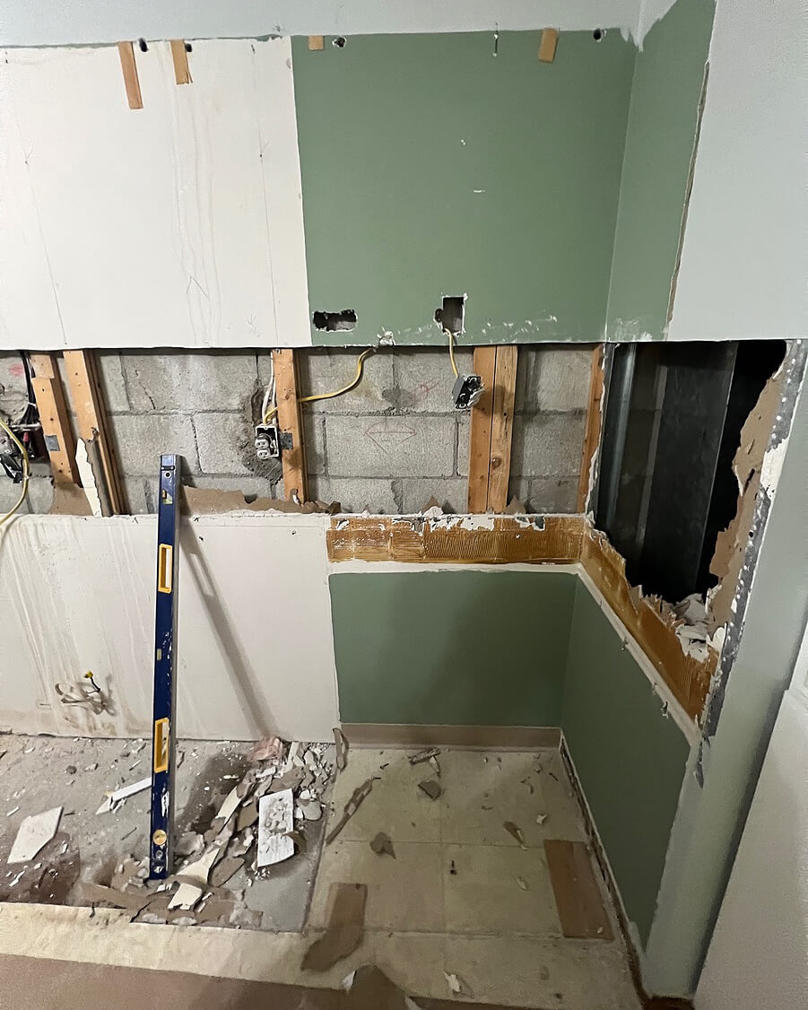 Build — Kitchen Renovation with White Oxford Cabinets | Shrewsbury, MA