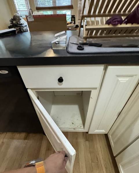 Before — $10K Kitchen Refresh with Two-Tone Shaker Cabinets