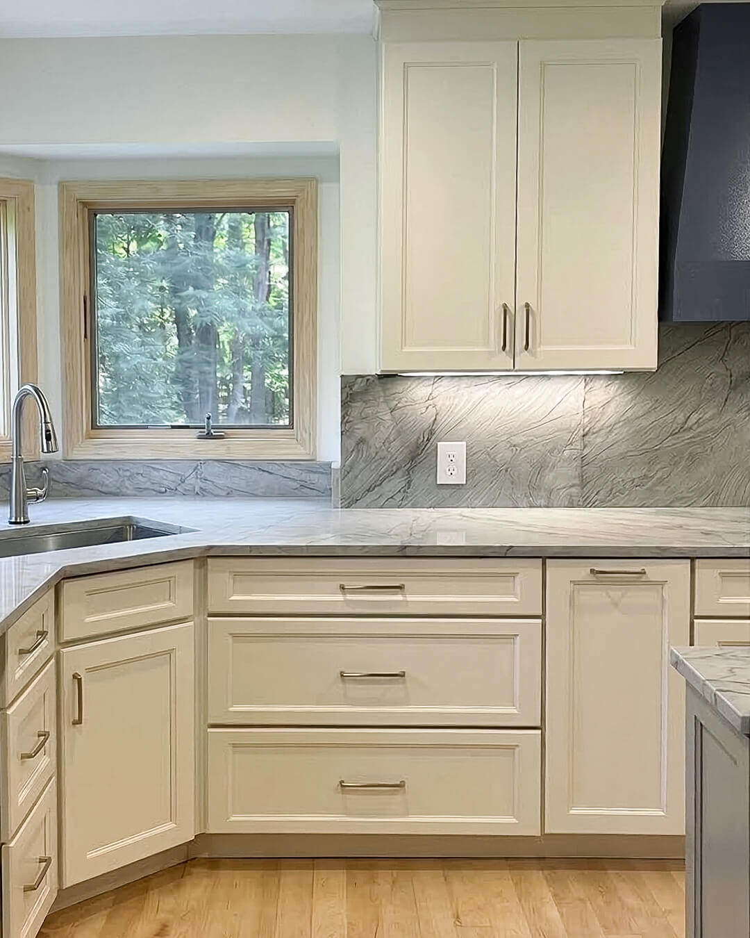 Finish — Open-Concept Kitchen | North Scituate, RI