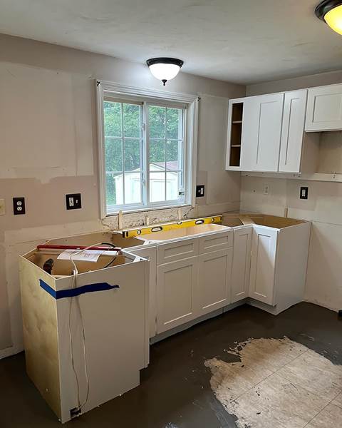 Build — $10K Kitchen Refresh with Calacatta Idillio Quartz | North Attleboro, MA