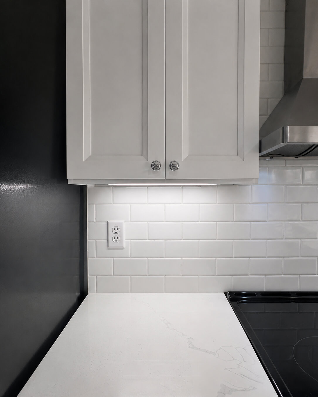 Finish — Kitchen Renovation with White Oxford Cabinets | Shrewsbury, MA